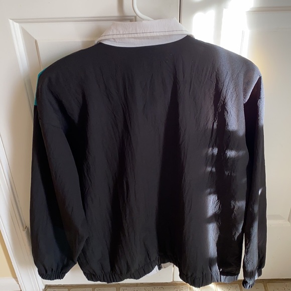 Vintage Women’s Zipper Windbreaker Jacket - Picture 4 of 4